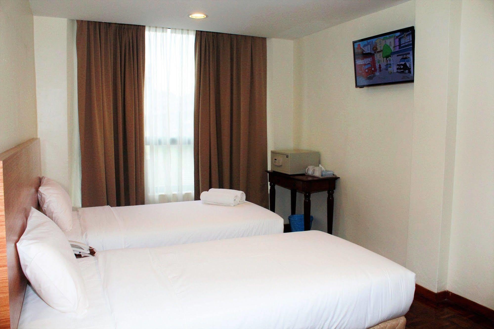 Scc Centre Hotel 2*